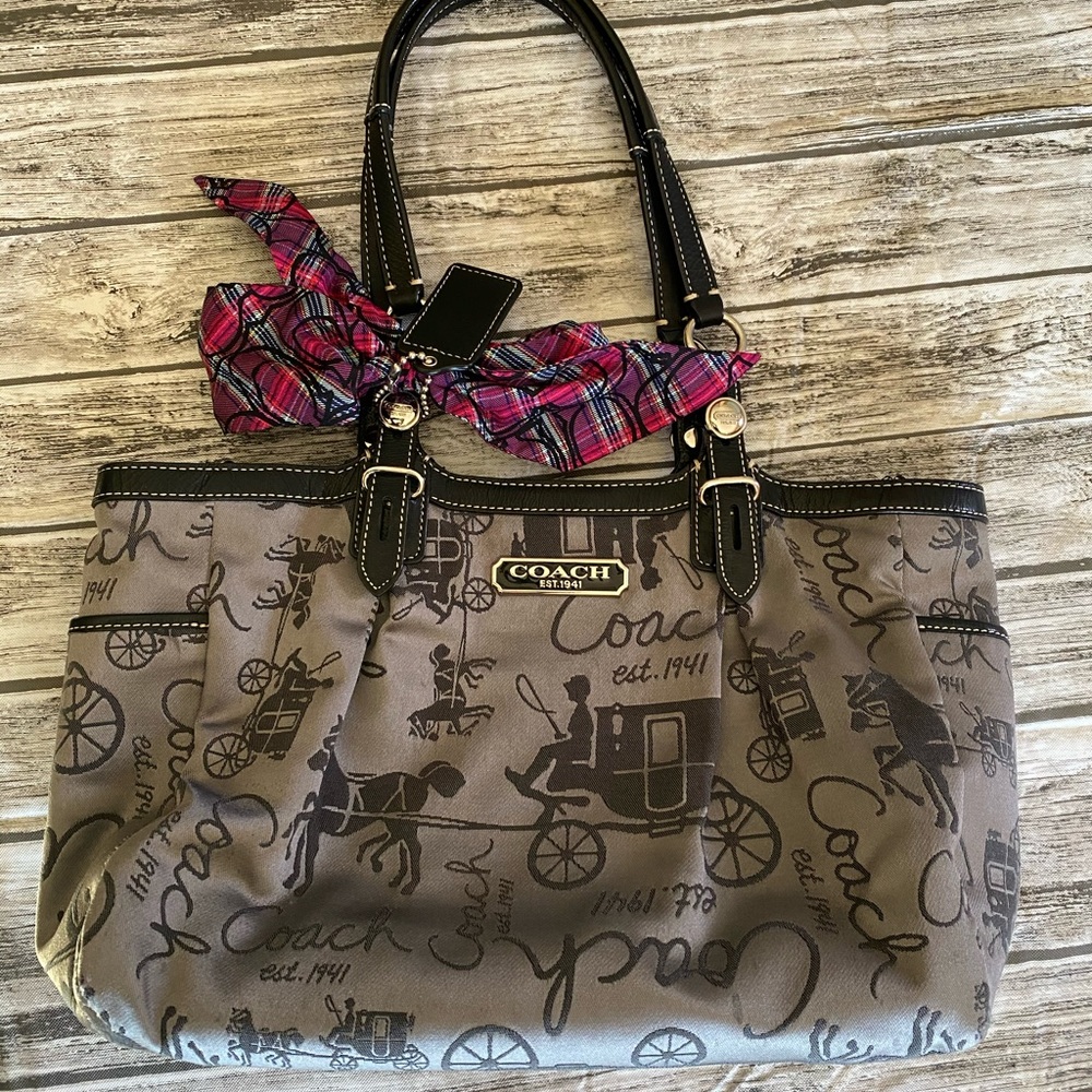 Beautiful Authentic Coach purse
